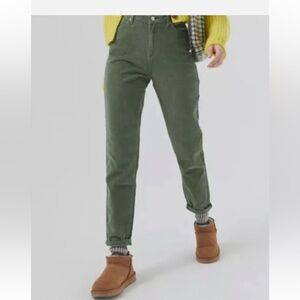 Urban Outfitters BDG Green High Rise MOM
Corduroy Pants Jeans Size 26